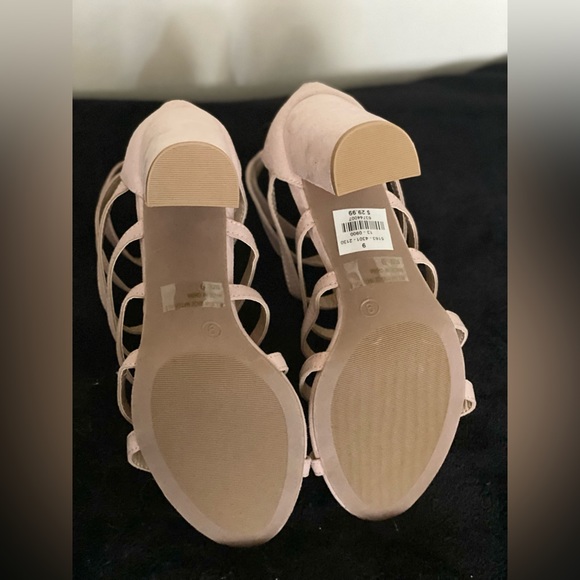 Wild Diva Faux Suede Strapped High Heels - Picture 3 of 4